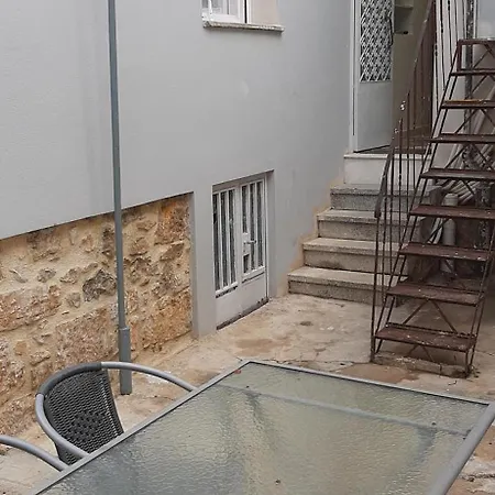 Vintage House-3
